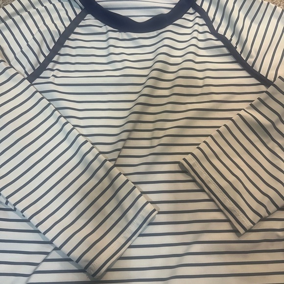 Sperry Rash Guard Shirt Size Small - Picture 4 of 4